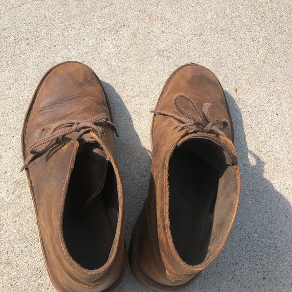 Men's Brown Leather Shoes - Picture 2 of 5